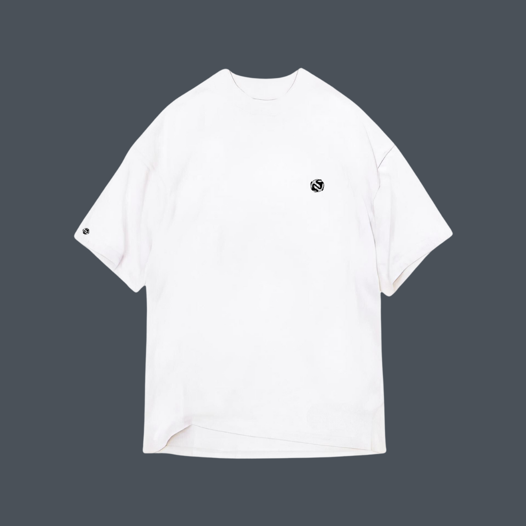 Camiseta Oversized Branca Just Me