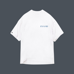 Camiseta Oversized Branca Let`s Fly Free